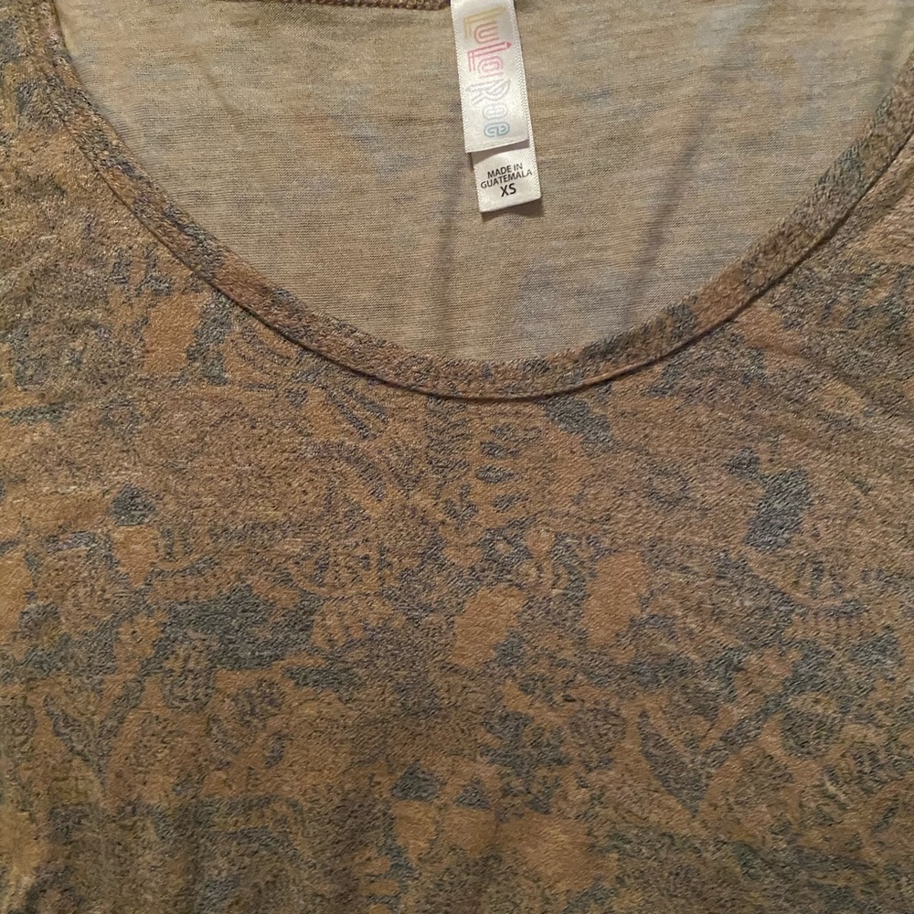 Lularoe shirt